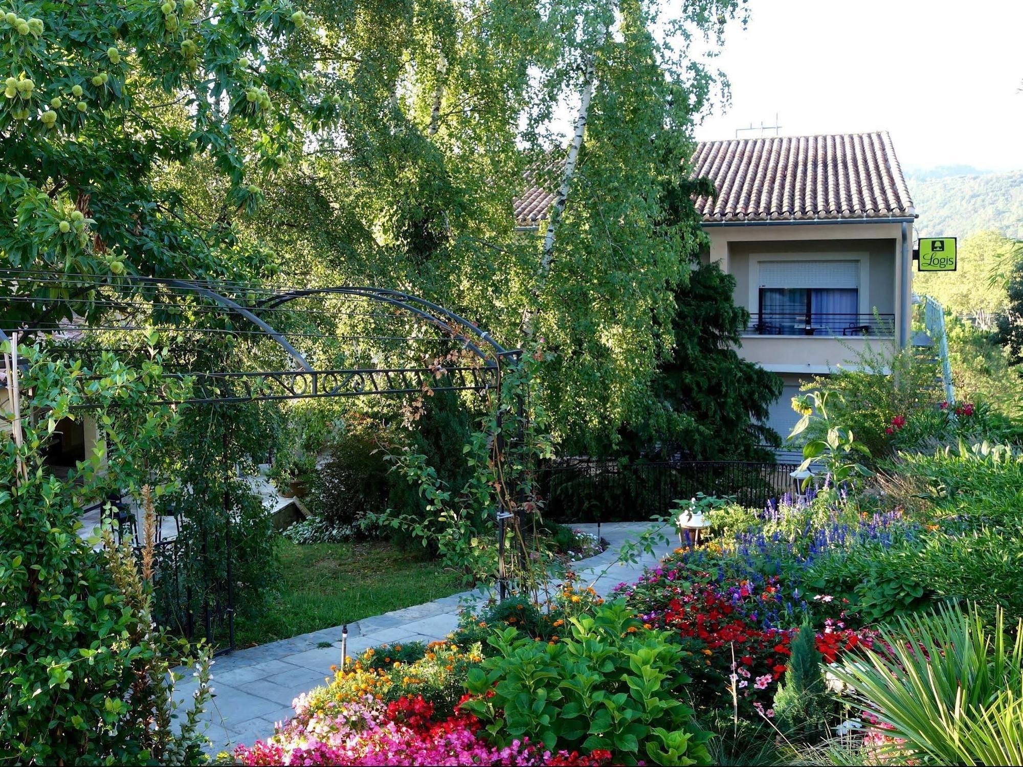 Logis Hotel La Porte des Cévennes Anduze Exterior foto